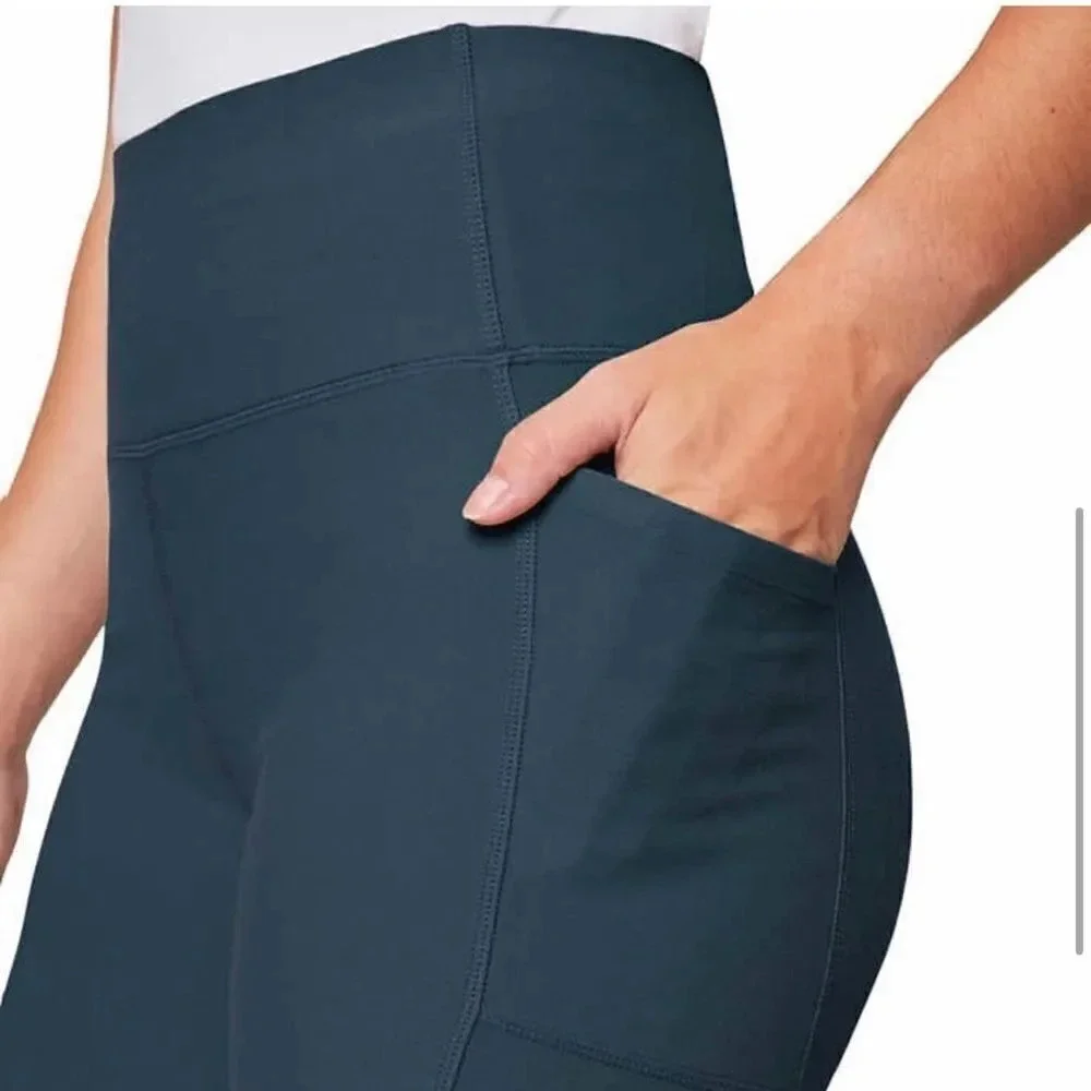 Mondetta Ladies' Active Tight Side Pockets
Mesh Cut Out Ankle Panel - Picture 4 of 5